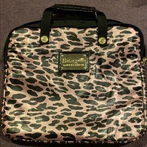 Betsey Johnson Bettysville Laptop Carrier